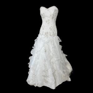 Allure Bridals Wedding Gown 10/897962 Strapless Bustier NEVER USED Size 6